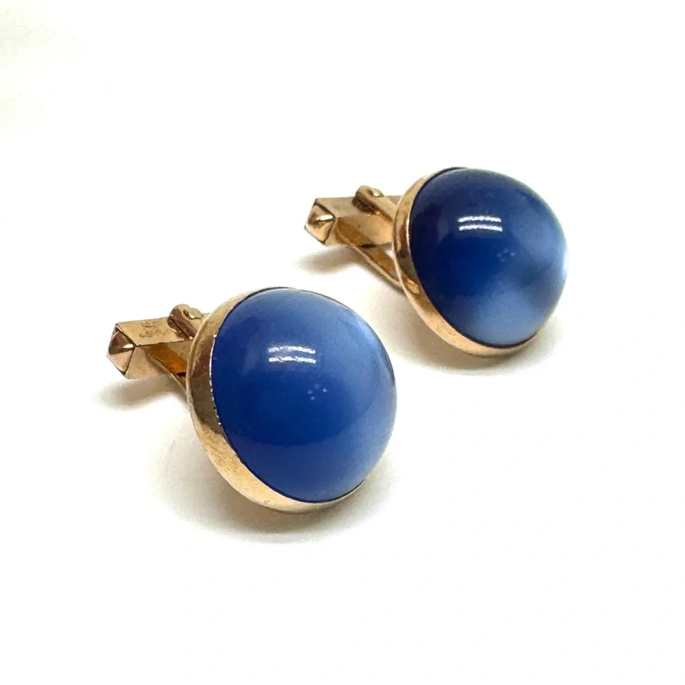 SWANK Vintage Blue Moonglow Lucite Dome Cuff Links in Goldtone
